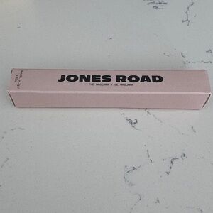 Jones Road Mascara in pitch black